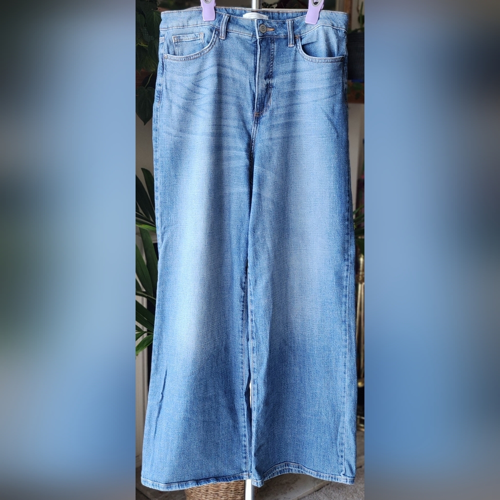 Lauren Conrad Wide Leg Jeans | Light Wash | Size 12